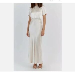 DISSH Annabelle (US 8) Elegant Cream Dress